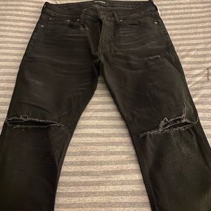Men’s Express Jeans. 32x30. Slim Straight Fit. Black Distressed.